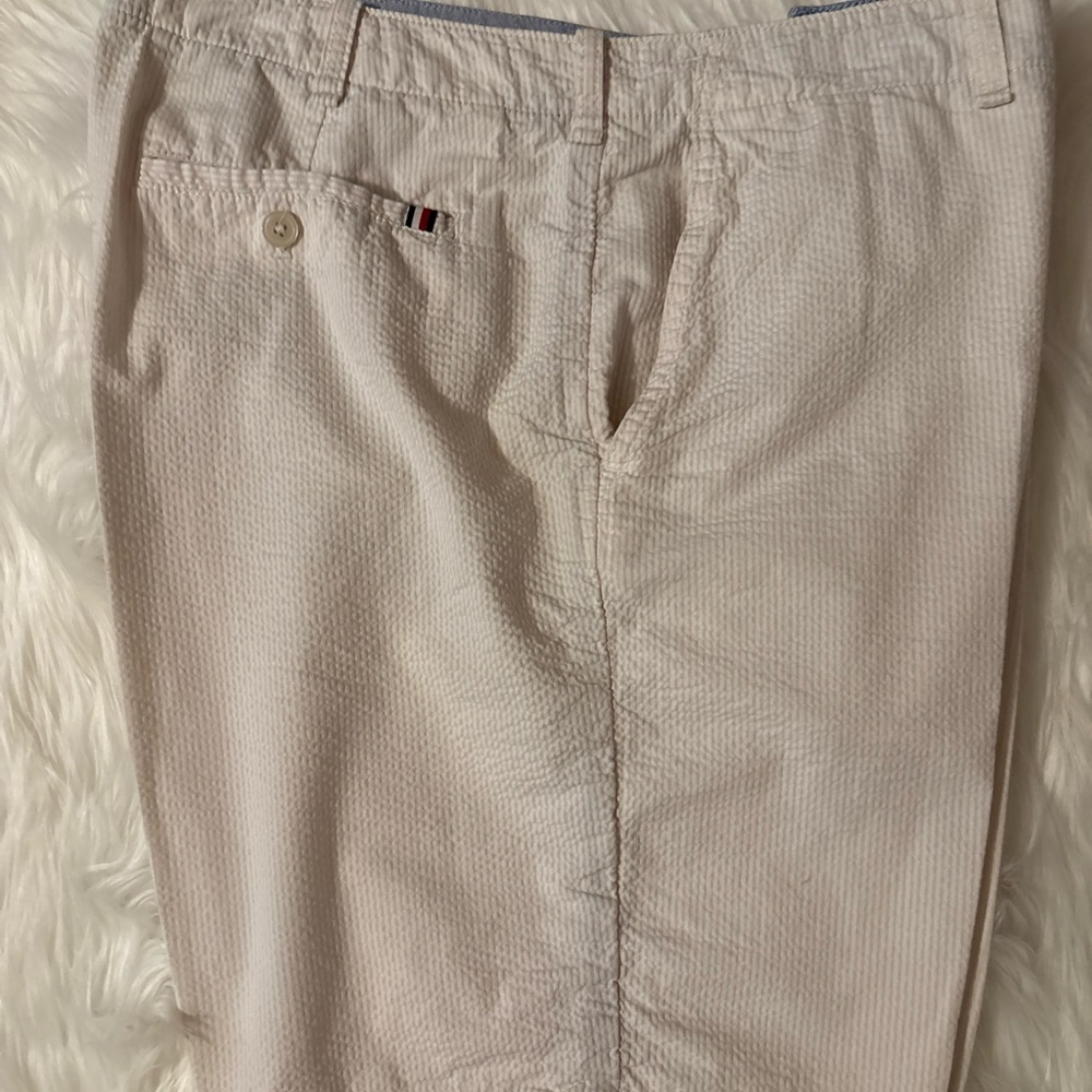 Tommy Hilfiger Men’s Searsucker Cotton Shorts In Cream Color Size 38 Flat Front